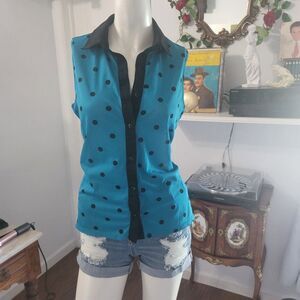 Turquoise and black spotted shirt